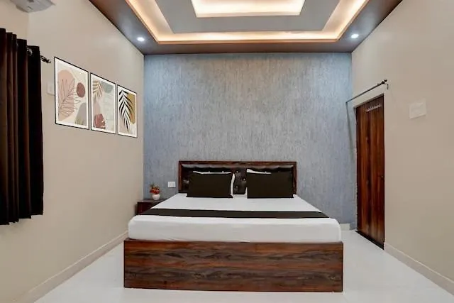Апартаменты The Shivaay Residency Варанаси 0*,  Индия